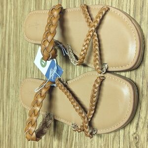 Universal Thread ladies 11 sandals NWT slides brown